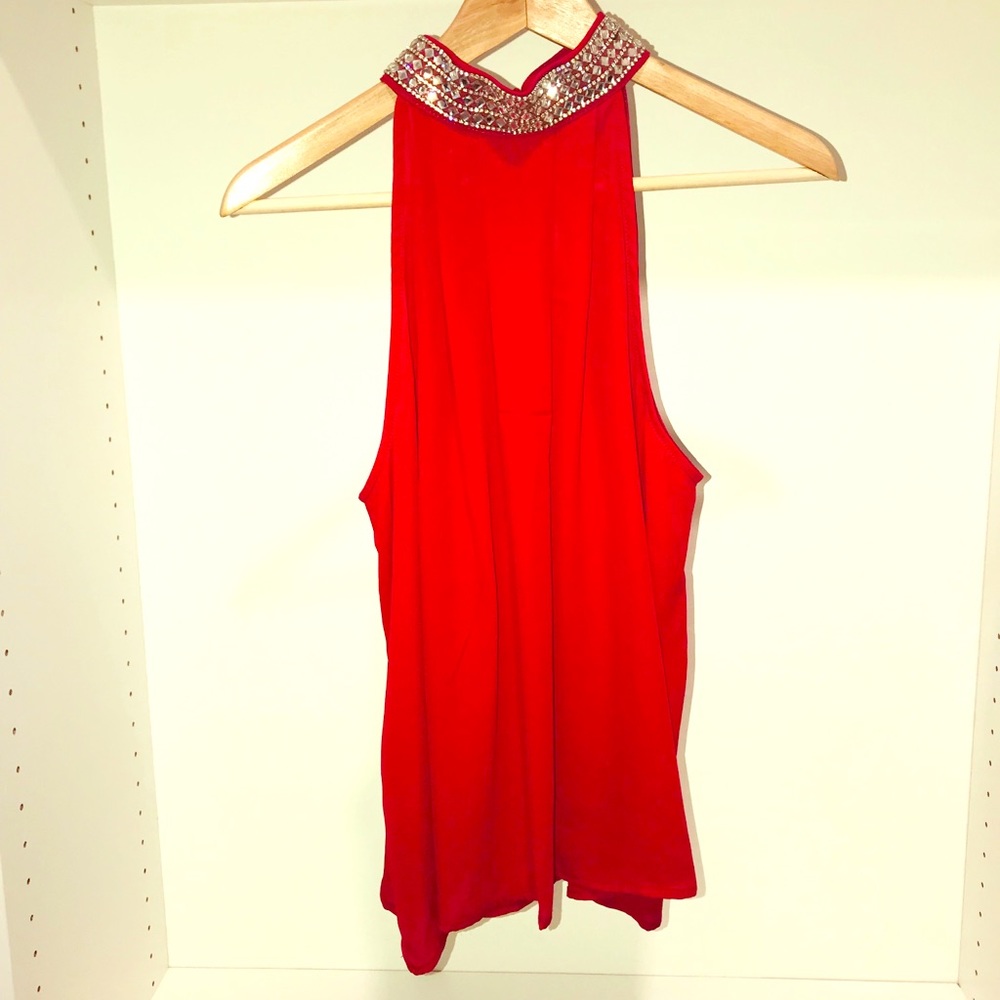 NWOT Sleeveless Blouse💎